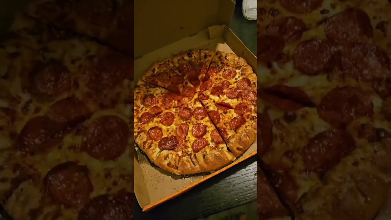 Trying Little Ceasers Stuffed Crazy Crust Pizza I Give It A 7 10