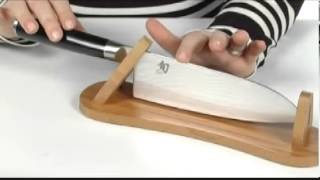 Shun Classic 7" Sumo Santoku Knife With Stand SKU:#7494013