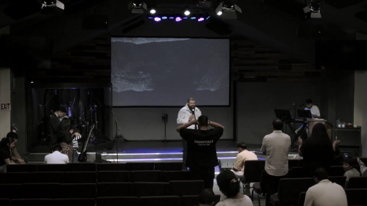 Sunday live Spanish service salem oregon