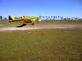 Учебный вариант самолета Airtractor AT-802 на рулении