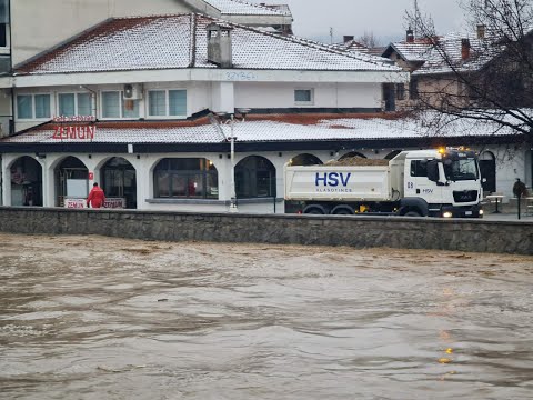 Kamerom Kroz Grad - Vanredna situacija u Vlasotincu usred poplave