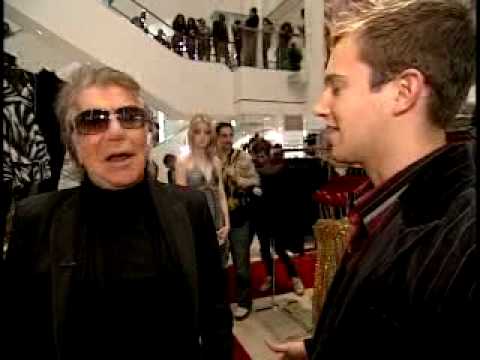 BACKSTAGE w/ Roberto Cavalli at H&M!