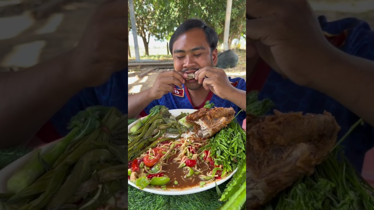 ทอดซี่โครงไก่กินกับส้มตำ