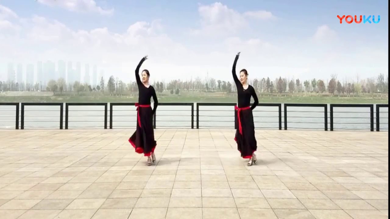 廣場舞 -- 站著等你三千年