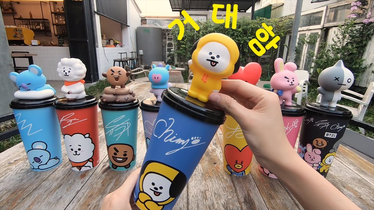 뭔가 거대하다?! 동남아 영화관에서 만난 한정판 BT21 컵! 한국 CGV컵이랑 뭐가 다를까? I found BT21 cups in a theater in Thailand!