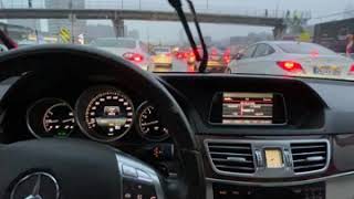 Mercedes snap yağmurlu havada trafik