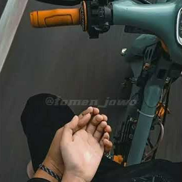 Story wa keren# Honda C70.