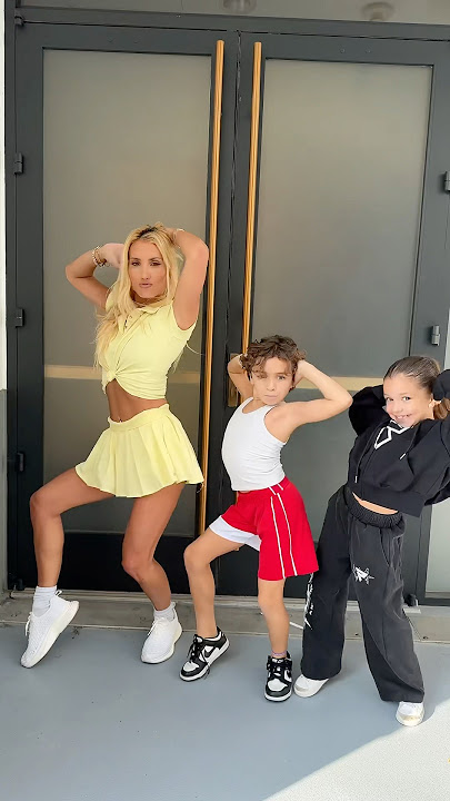 Param-Pam-Pam Dance Challenge- Montana Tucker , Baby Salome, Bossbaby Brody #dance #cute #latin