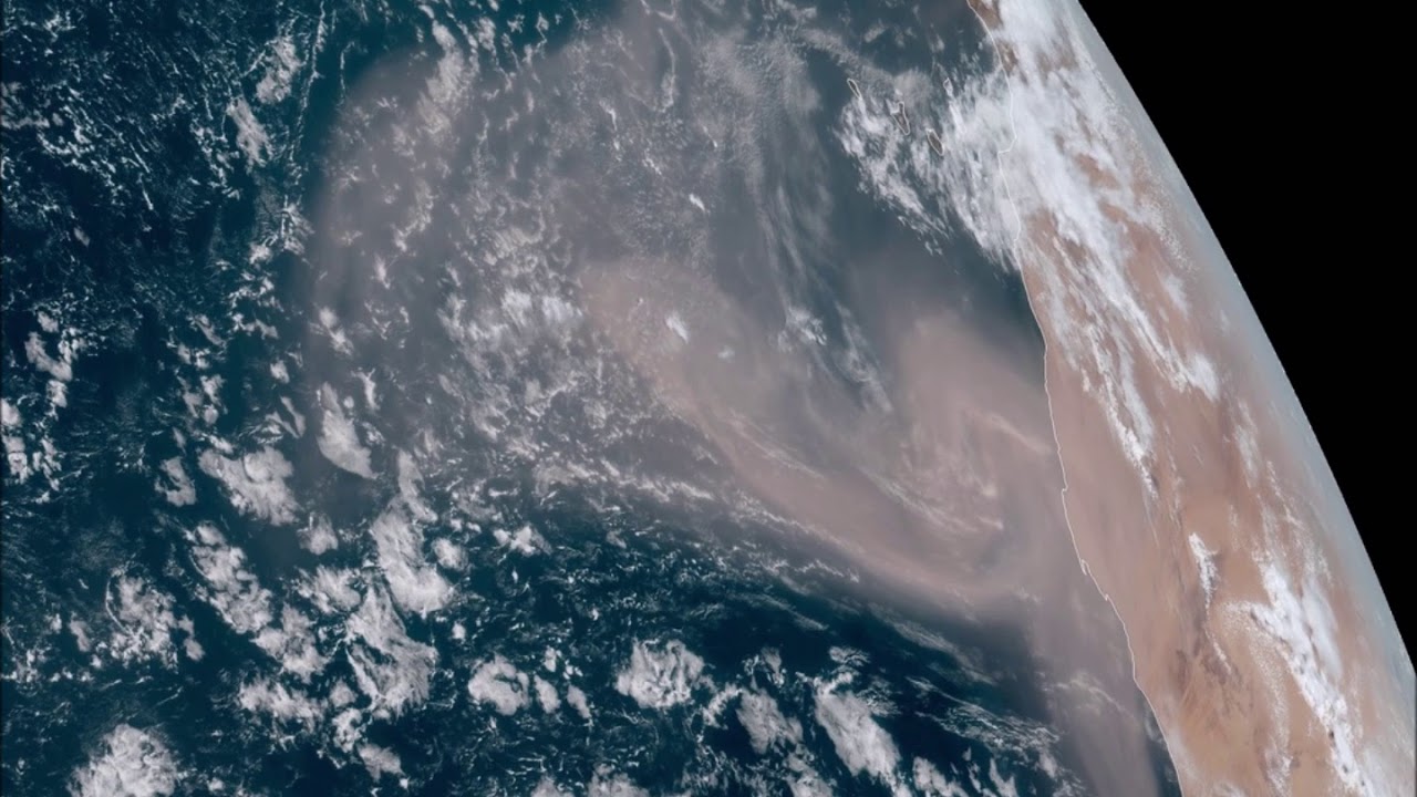 Large Saharan Dust Plume Blows Across the Atlantic