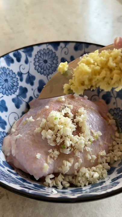 Cooking For One Ep. 1 - Hainanese Chicken in a Rice Cooker