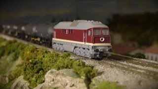 Arnold (N 1:160) - Diesellokomotive Baureihe 130/131 der DR/DB AG