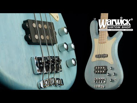 warwick-custom-shop-masterbuilt---streamer-cv---swamp-ash-body-#18-3820