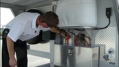 How Our Hydraulic Jack for Horse Trailers Works