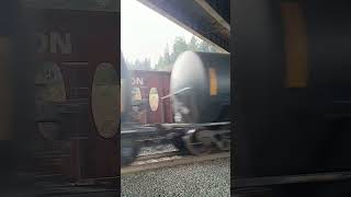 UP #6928 leads the MPDRV at Judkins 