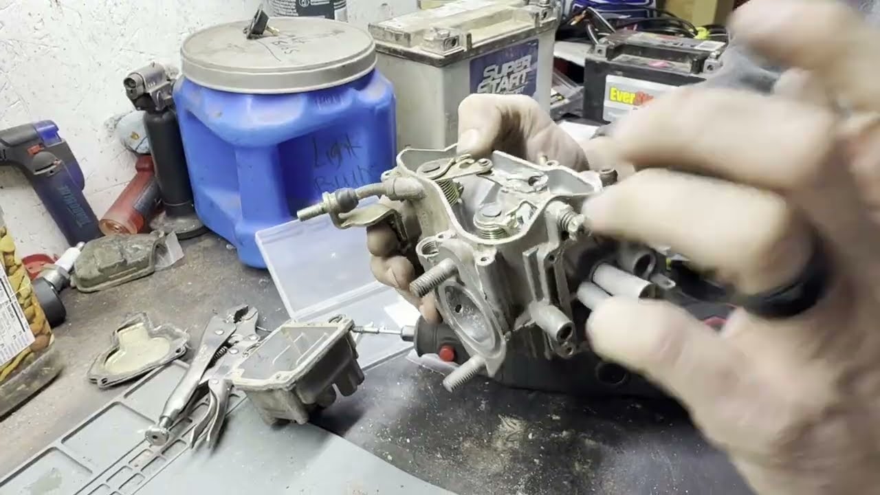 Yamaha 350 Moto 4, как перебрать карбюратор, не заводится, не разгоняется, не запускается, дергае...