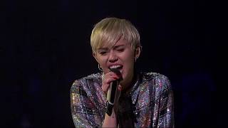 Miley Cyrus - Jolene (Live at the Bangerz Tour)