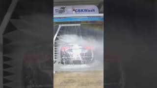 The Fully Automatic Car Washing Machine Gives People A Comfortable Feeling When Washing The Car.