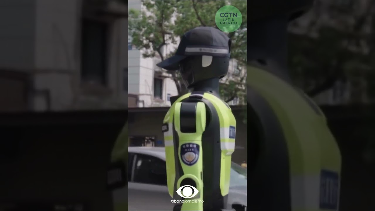China usa robôs para patrulhar e controlar o trânsito