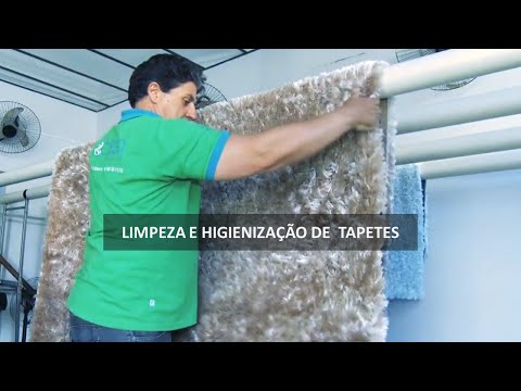 Vídeo: Limpeza de tapetes em casa