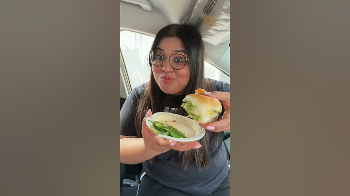 Tried “Viral Vada Pav Girl’s” vada pav!😝