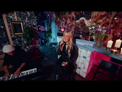 Julie Bergan - Eternity Tonight - Instrumental