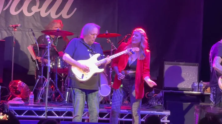 Walter Trout - Jamming Session with Elles Bailey a...