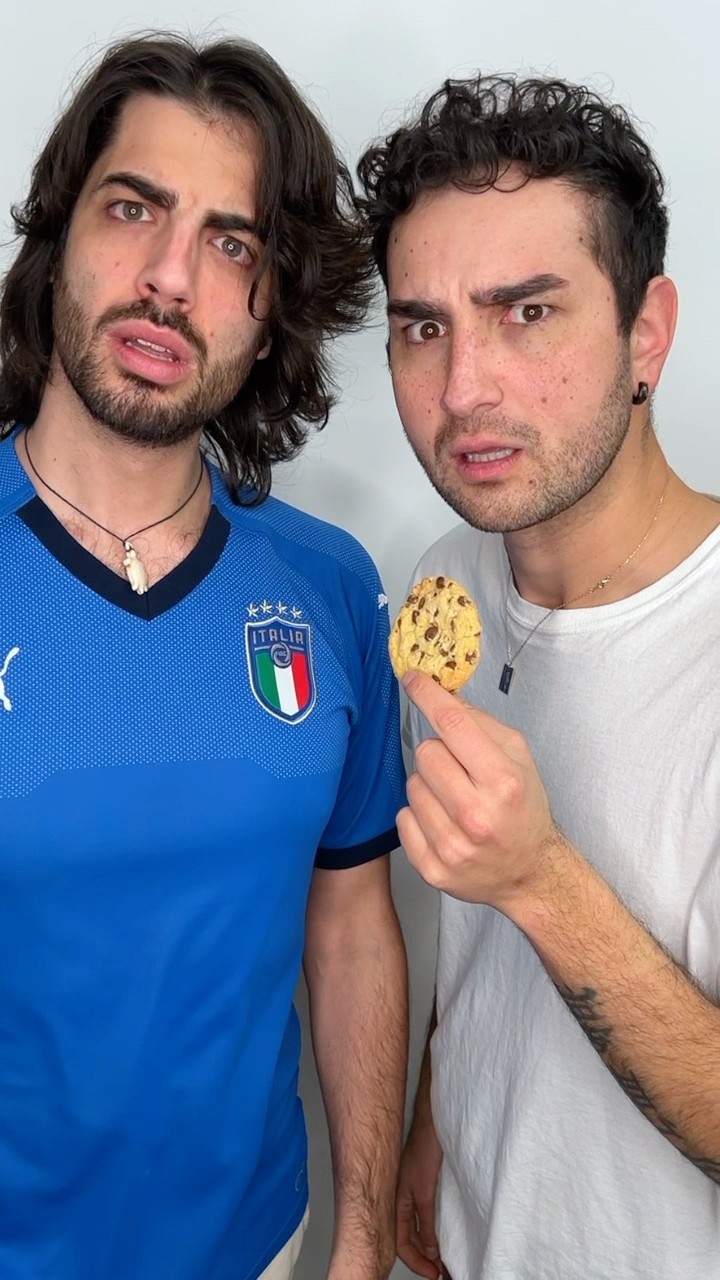 Spaghetti inside a COOKIE?