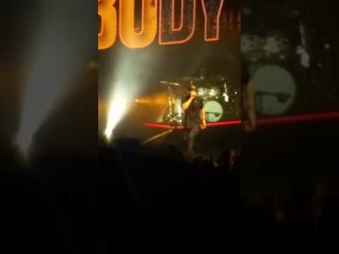 Sam Hunt "Body Like A Back Road" live DTE 6/16/17