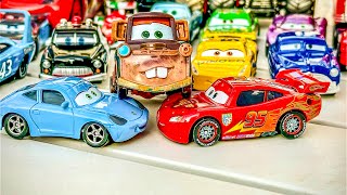 Looking for Disney Pixar Cars On the Rocky Road : Lightning McQueen, Mater, Dinoco McQueen, Mack