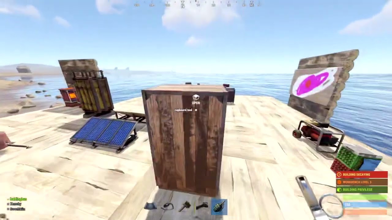 How to Throw Grenades in Rust