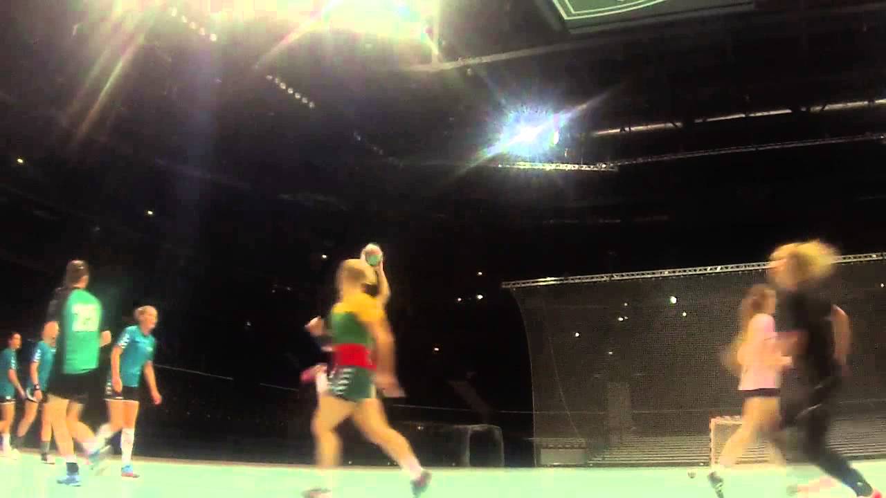 Vyru ir moteru rankinio rinktiniu pirma treniruote Zalgirio arenoi