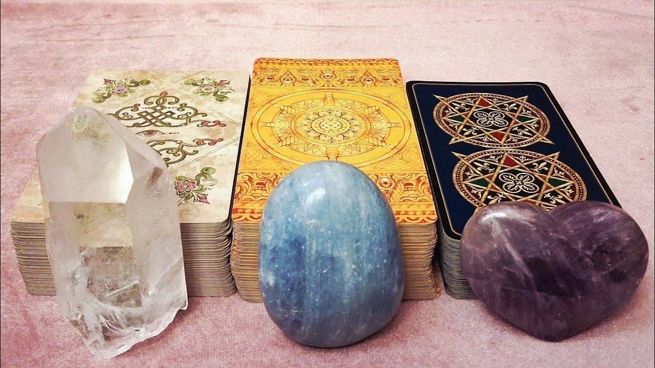 🟠 TAROT INTERACTIVO HOY ❤️‍🔥 ¿Qué siente por mí en este momento? 🪷 ¿Qué piensa que siento yo? 🦋✨️