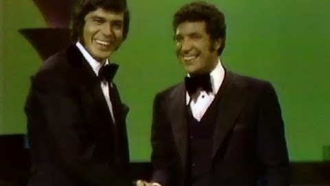 Engelbert Humperdinck meets Tom Jones! (1969)