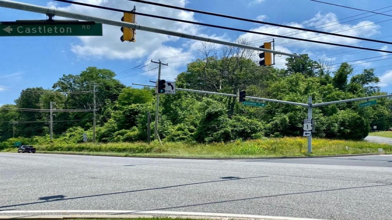 4701 CONOWINGO ROAD, DARLINGTON, MD Presented by Sally Hechter.