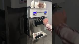 Spaceman 6378-C Soft Serve Machine Product Testing - Soft Serve 12-16oz pulls