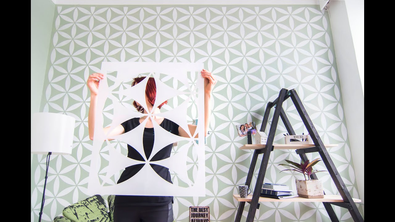How to stencil a feature wall - Main technique - Part 1 [Stencilit ...