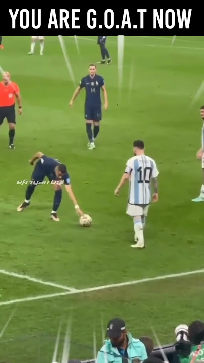 moment langka mbappe vs king messi #short #mbappe #messi #fifaworldcup2022