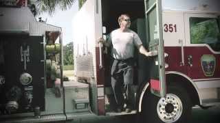 How to safely enter and exit the fire aparatus using 3 points of contact