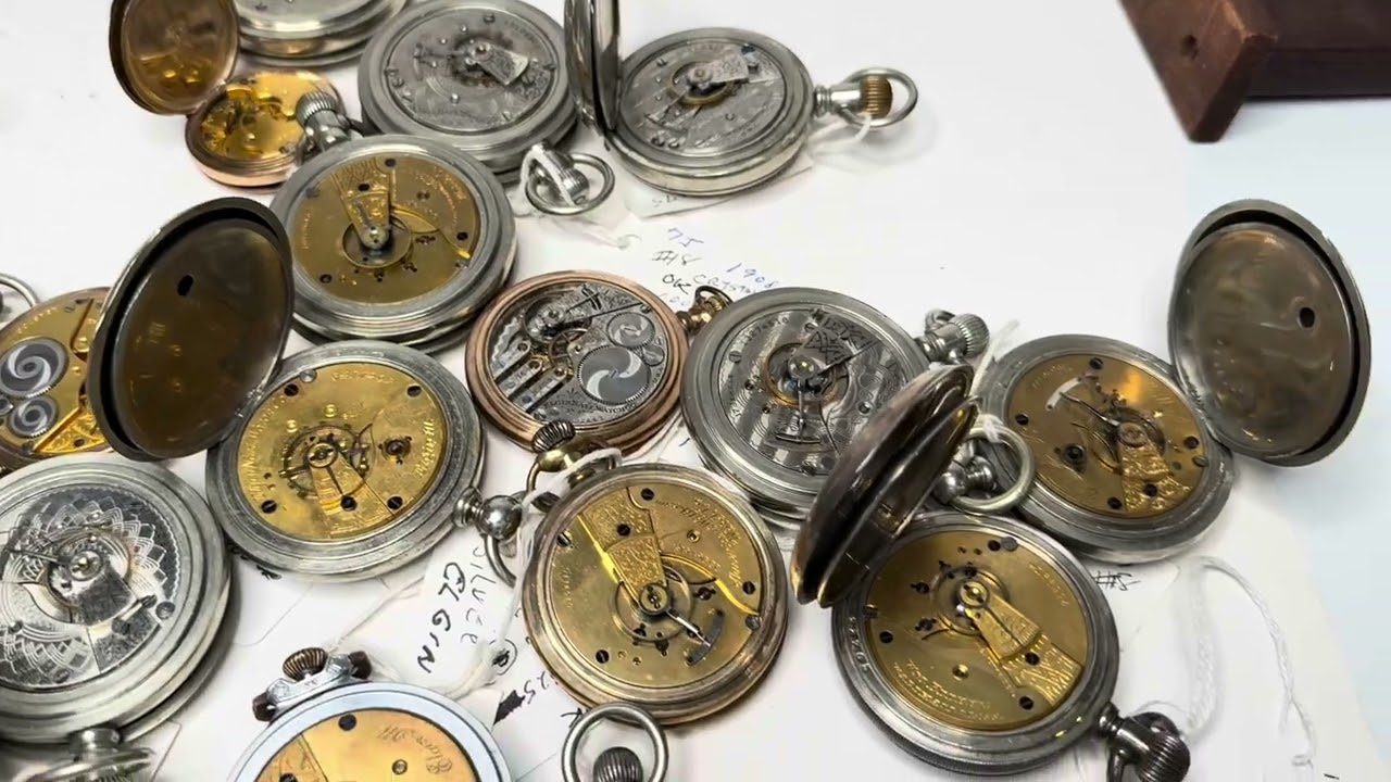 This week we bought 150+ American pocket watches! Take a look!