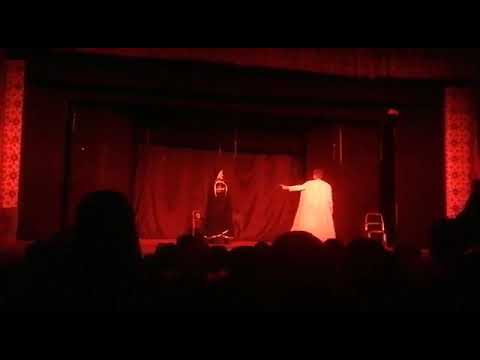 اقوة صراع بين الخير والشر في مسراحية كيف تستعين باحدهم