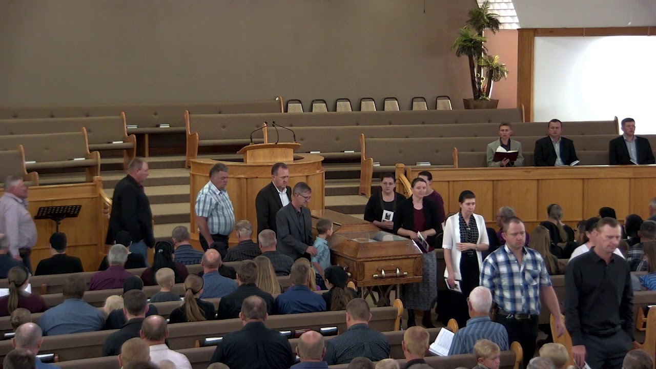 Begräbnisfeier von Maria Giesbrecht - YouTube