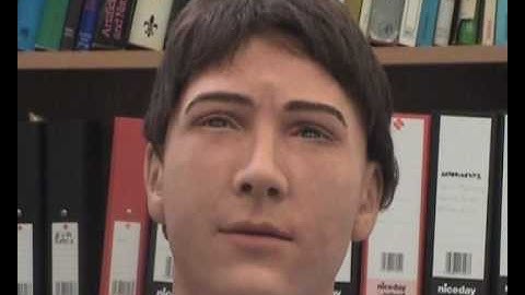 Robot mimic gives a speech