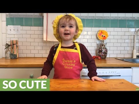 2-year-old-makes-fast-&-easy-chocolate-cake