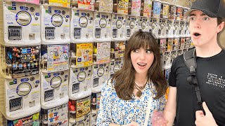 LOST IN THE WORLD'S LARGEST TOY CAPSULE STORE! (JAPAN)