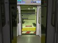 東京メトロ8000系ドア開シーン