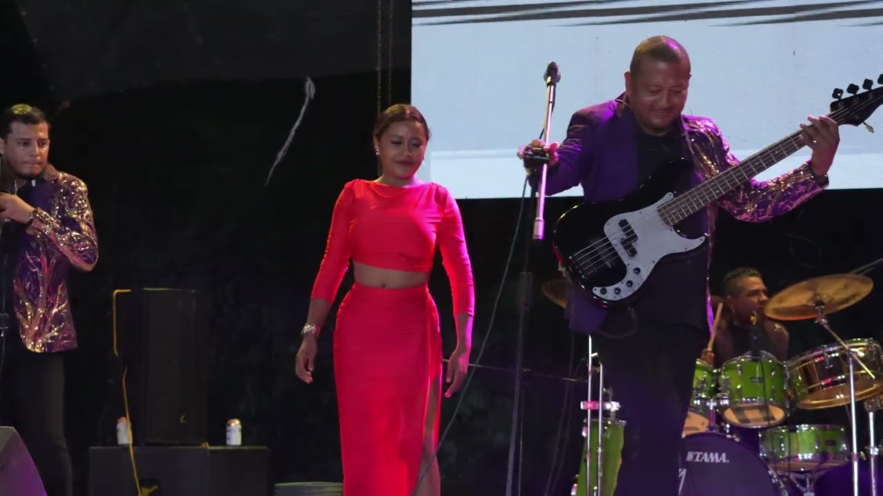 El Trikititiki, El Takata, El Pato Pipon · Los Plebeyos de la Costa