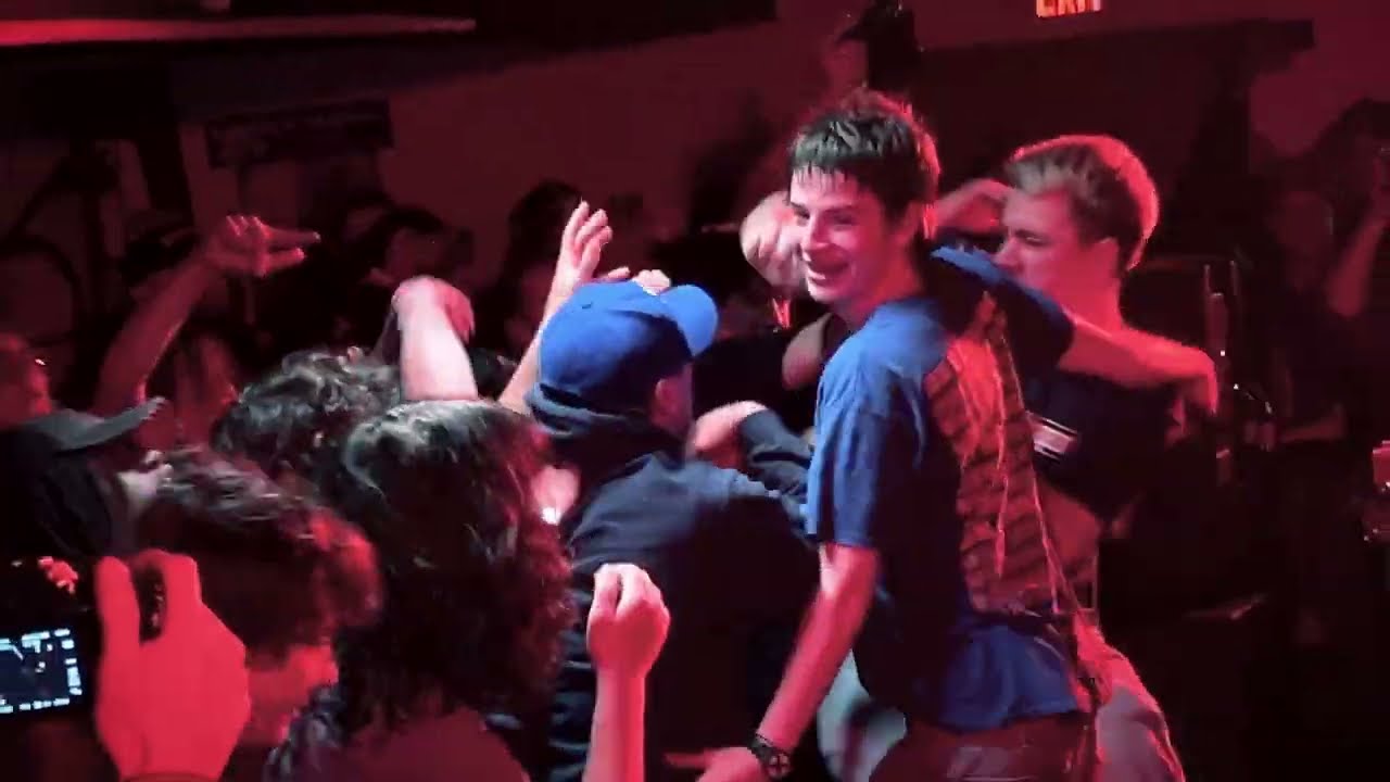 xSERAPHx – Live at the Flying V in Minnesota, December 2025 xSERAPHx – Live at the Flying V in Minnesota, December 2025