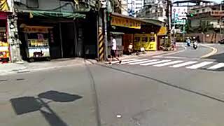 遠方是已經走掉的701公車(20180811)