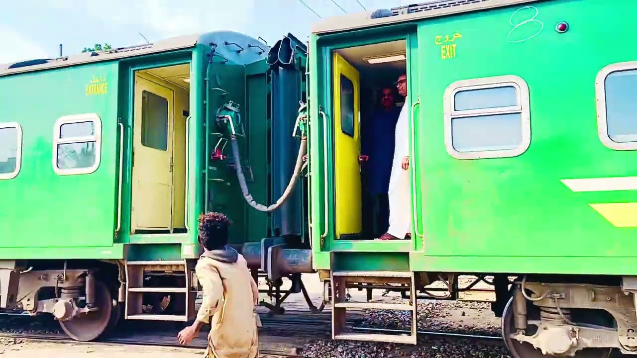 Green Line Express Departure from Hyderabad station 