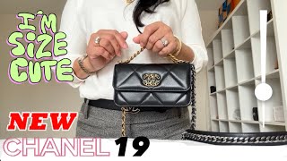 Chanel Unboxing Chanel 19 Phone Holder with Chain 23C